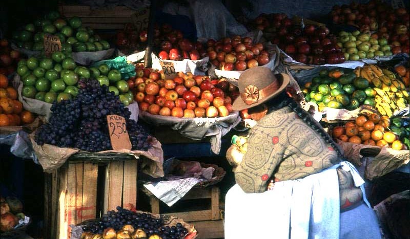 Mercado en Cuzco (Perú) - https://veton.picq.fr | namasteviajes.com