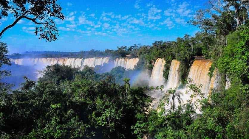 Cataratas de Iguazú, Argentina - Rod Waddington, Creative Commons Attribution-Share Alike 2.0 Generic license | namasteviajes.com
